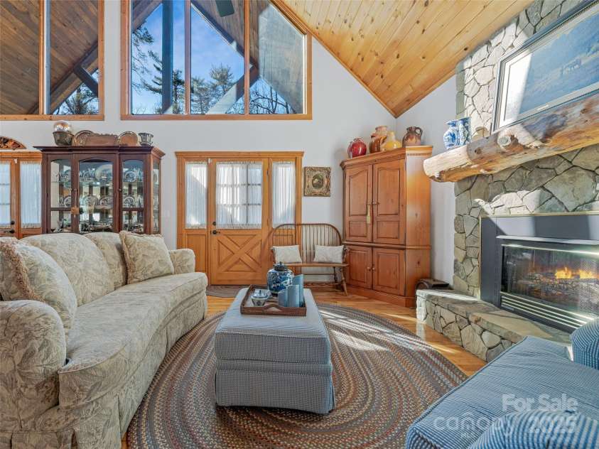 185 Clarks Chapel Road, Weaverville, NC 28787.  MLS# CAR4224815, YatesRealty ID 7158. 
