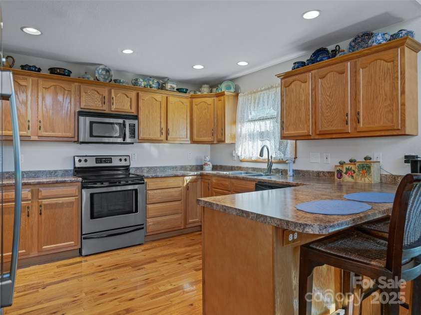 185 Clarks Chapel Road, Weaverville, NC 28787.  MLS# CAR4224815, YatesRealty ID 7158. 