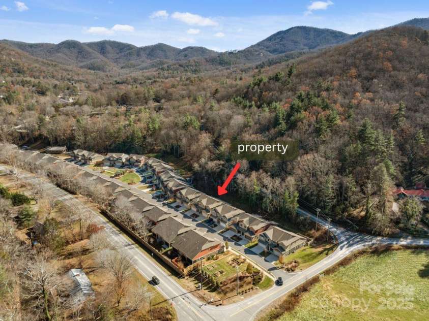 513 Sweet Birch Park Lane, Black Mountain, NC 28711.  MLS# CAR4322583, YatesRealty ID 7158. 