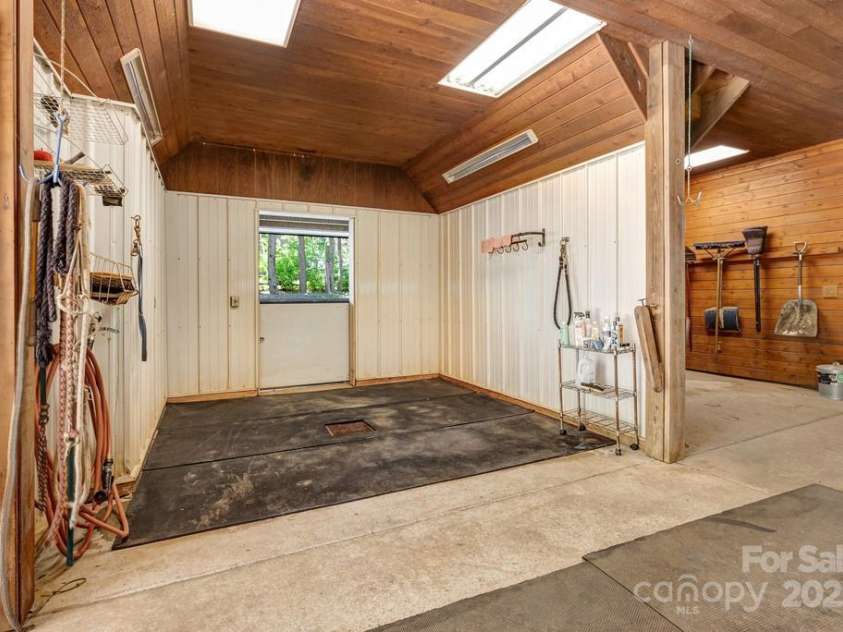 201 Hughes Creek, Columbus, NC 28722.  MLS# CAR4259120, YatesRealty ID 716. Wash Rack