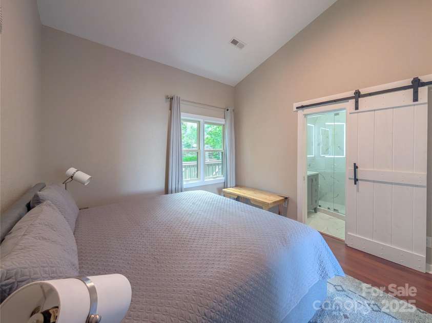 30 Club Villa Court, Burnsville, NC 28714.  MLS# CAR4278164, YatesRealty ID 716. 