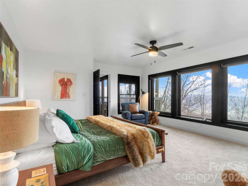 30 Club Villa Court, Burnsville, NC 28714.  MLS# CAR4368463, YatesRealty ID 716. 