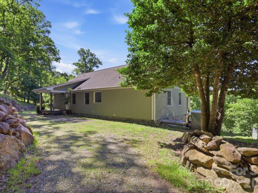 337 Roberson School Road, Moravian Falls, NC 28654.  MLS# CAR4241276, YatesRealty ID 7160. 