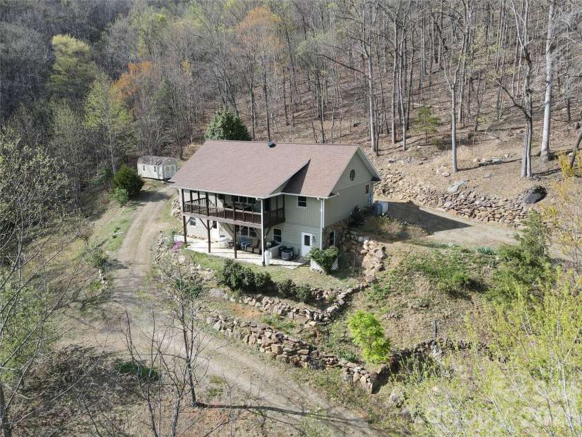 337 Roberson School Road, Moravian Falls, NC 28654.  MLS# CAR4241276, YatesRealty ID 7160. 
