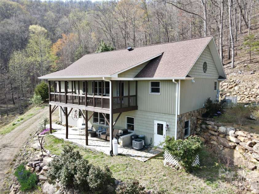 337 Roberson School Road, Moravian Falls, NC 28654.  MLS# CAR4241276, YatesRealty ID 7160. 