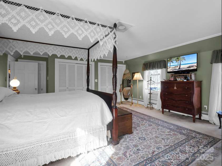 429 Ridgecrest Avenue, Rutherfordton, NC 28139.  MLS# CAR4095608, YatesRealty ID 7160. 