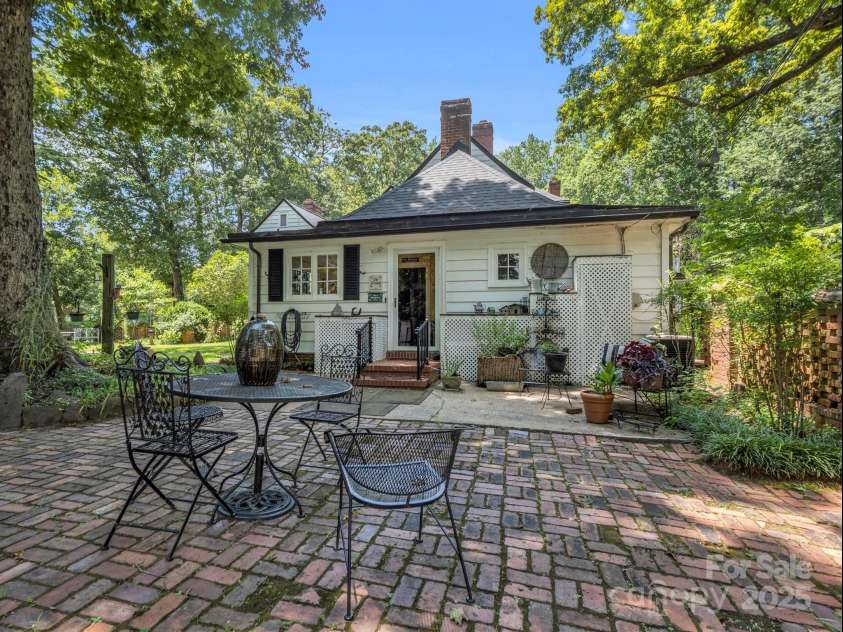 429 Ridgecrest Avenue, Rutherfordton, NC 28139.  MLS# CAR4095608, YatesRealty ID 7160. 