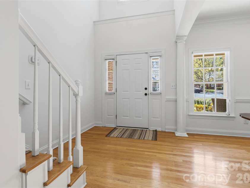 9155 Providence Colony Drive, Charlotte, NC 28277.  MLS# CAR4353969, YatesRealty ID 7161. 