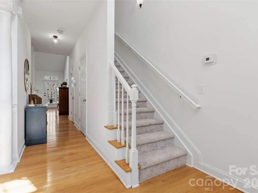 9155 Providence Colony Drive, Charlotte, NC 28277.  MLS# CAR4353969, YatesRealty ID 7161. 