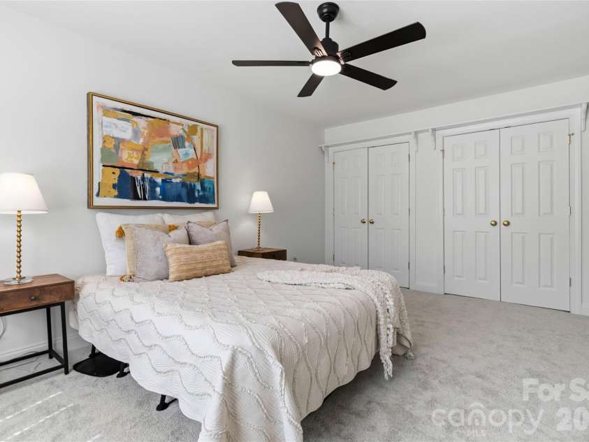 9155 Providence Colony Drive, Charlotte, NC 28277.  MLS# CAR4353969, YatesRealty ID 7161. 