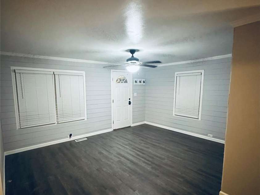128 Oak Street, Salisbury, NC 28146.  MLS# CAR4220652, YatesRealty ID 7162. 