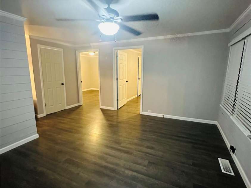 128 Oak Street, Salisbury, NC 28146.  MLS# CAR4220652, YatesRealty ID 7162. 