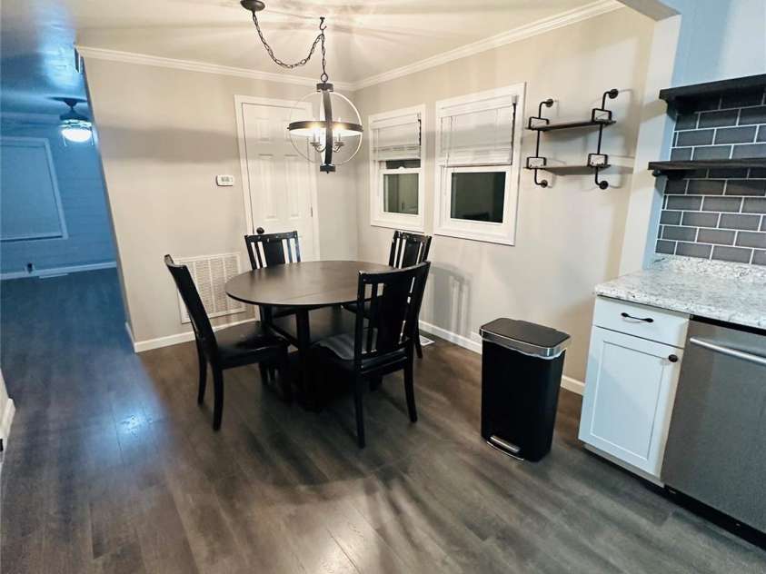 128 Oak Street, Salisbury, NC 28146.  MLS# CAR4220652, YatesRealty ID 7162. 