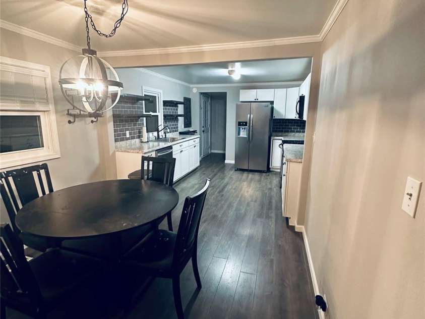 128 Oak Street, Salisbury, NC 28146.  MLS# CAR4220652, YatesRealty ID 7162. 