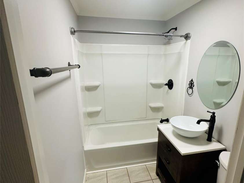 128 Oak Street, Salisbury, NC 28146.  MLS# CAR4220652, YatesRealty ID 7162. 