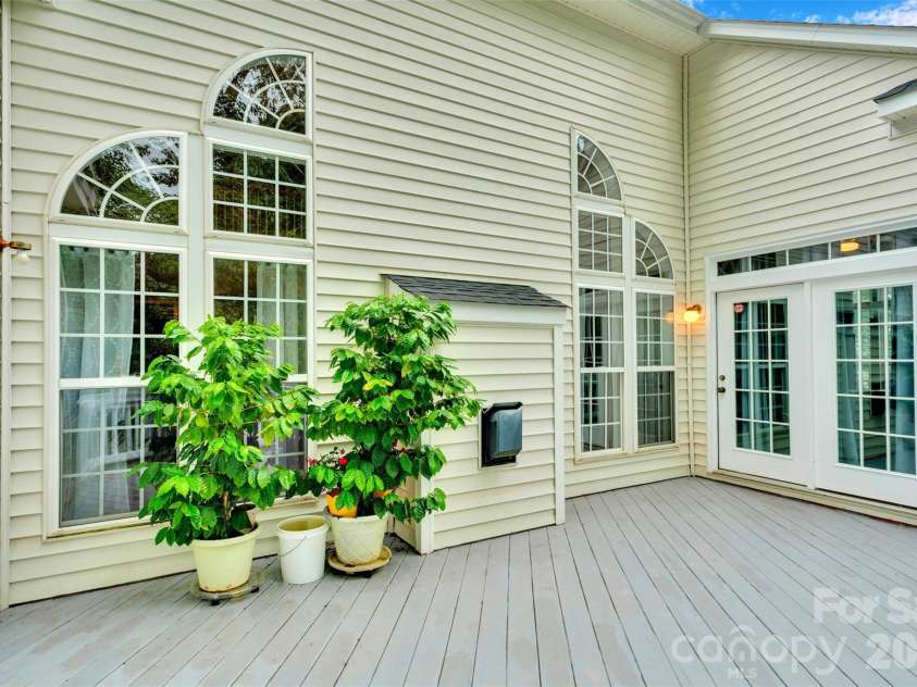 10837 Wilklee Drive, Charlotte, NC 28277.  MLS# CAR4291403, YatesRealty ID 7163. Back Deck