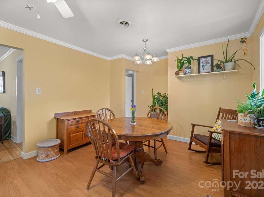111 Clark Street, Morganton, NC 28655.  MLS# CAR4236003, YatesRealty ID 7163. 