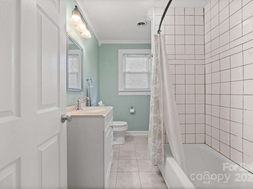 111 Clark Street, Morganton, NC 28655.  MLS# CAR4236003, YatesRealty ID 7163. 