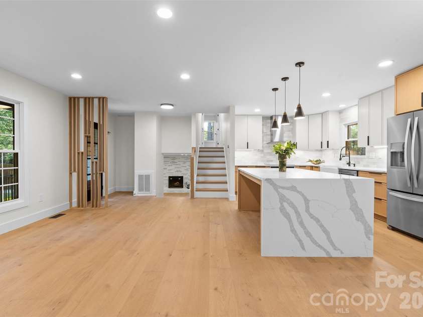 509 Selkirk Place, Charlotte, NC 28270.  MLS# CAR4346550, YatesRealty ID 7164. 