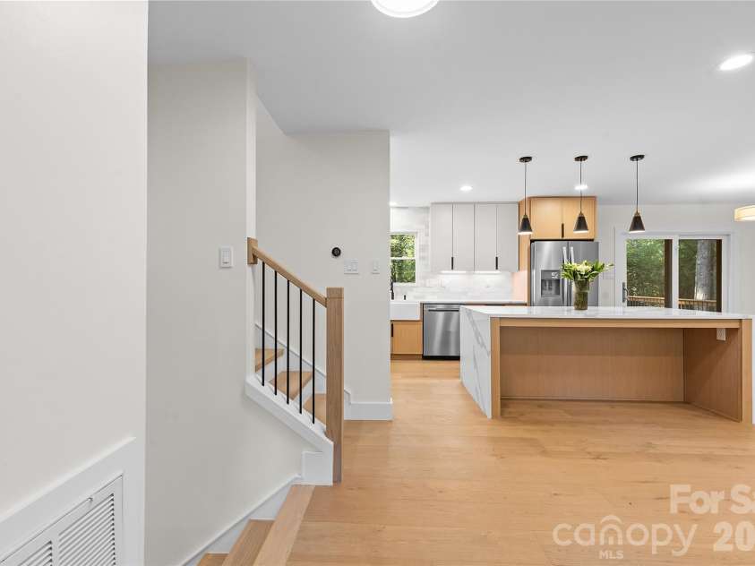 509 Selkirk Place, Charlotte, NC 28270.  MLS# CAR4346550, YatesRealty ID 7164. 