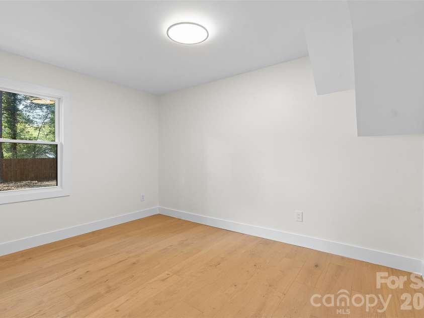 509 Selkirk Place, Charlotte, NC 28270.  MLS# CAR4346550, YatesRealty ID 7164. 