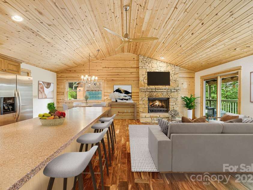 73 Oak Ridge Court, Mars Hill, NC 28754.  MLS# CAR4166537, YatesRealty ID 7165. Open Floor Plan.Virtually staged