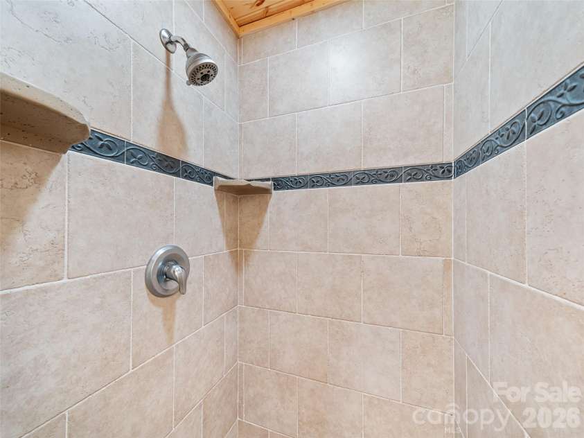 73 Oak Ridge Court, Mars Hill, NC 28754.  MLS# CAR4422938, YatesRealty ID 7165. 