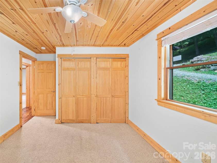 73 Oak Ridge Court, Mars Hill, NC 28754.  MLS# CAR4422938, YatesRealty ID 7165. 