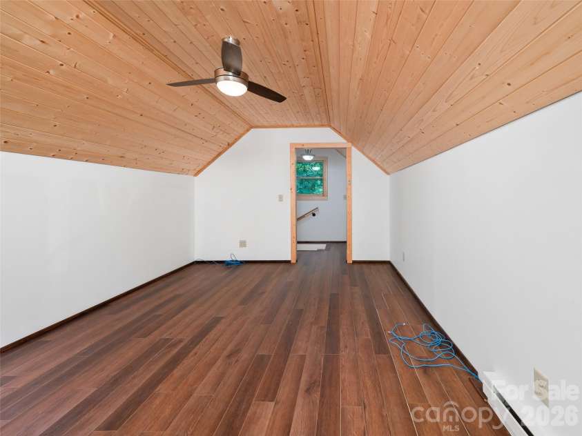 73 Oak Ridge Court, Mars Hill, NC 28754.  MLS# CAR4422938, YatesRealty ID 7165. 