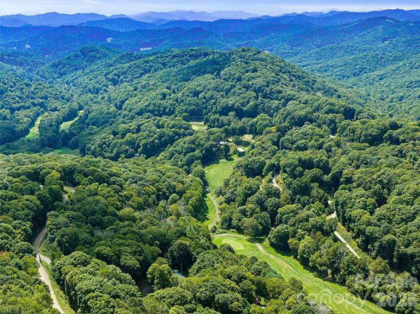 73 Oak Ridge Court, Mars Hill, NC 28754.  MLS# CAR4422938, YatesRealty ID 7165. 