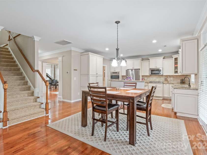 8905 Valleymoon Lane, Charlotte, NC 28214.  MLS# CAR4199406, YatesRealty ID 7165. 