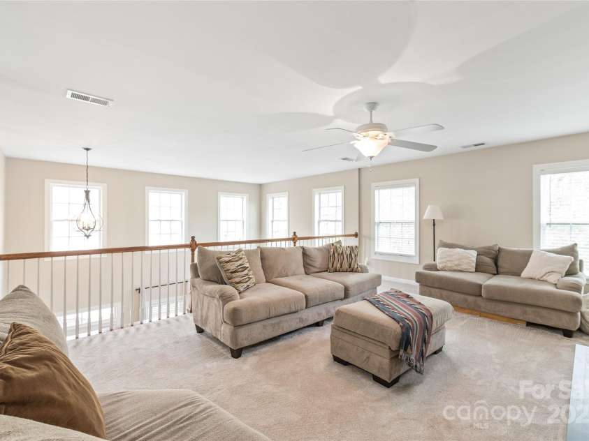 8905 Valleymoon Lane, Charlotte, NC 28214.  MLS# CAR4199406, YatesRealty ID 7165. 