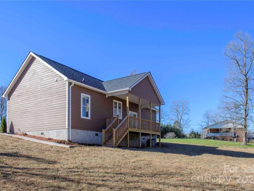 2158 Watson Road, Lenoir, NC 28645.  MLS# CAR4194587, YatesRealty ID 7167. 