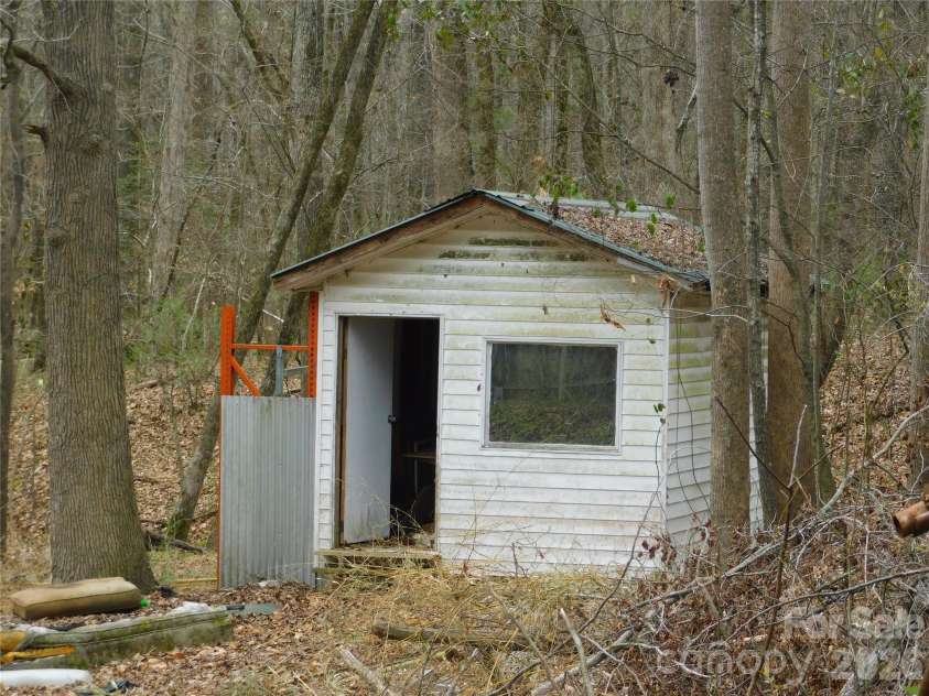 2354 Mt Gallant Road, Rock Hill, SC 29732.  MLS# CAR4359148, YatesRealty ID 7168. 