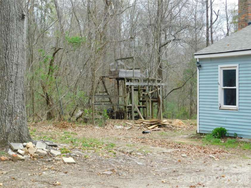 2354 Mt Gallant Road, Rock Hill, SC 29732.  MLS# CAR4359148, YatesRealty ID 7168. 