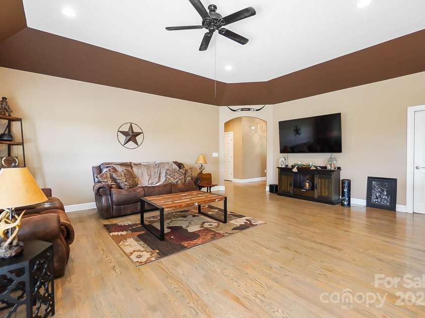 28926 Hartsell Road, Albemarle, NC 28001.  MLS# CAR4282603, YatesRealty ID 7169. 