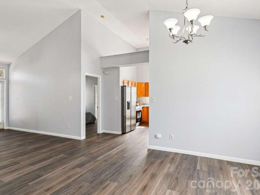 3406 Frostmoor Place, Charlotte, NC 28269.  MLS# CAR4342435, YatesRealty ID 7169. 