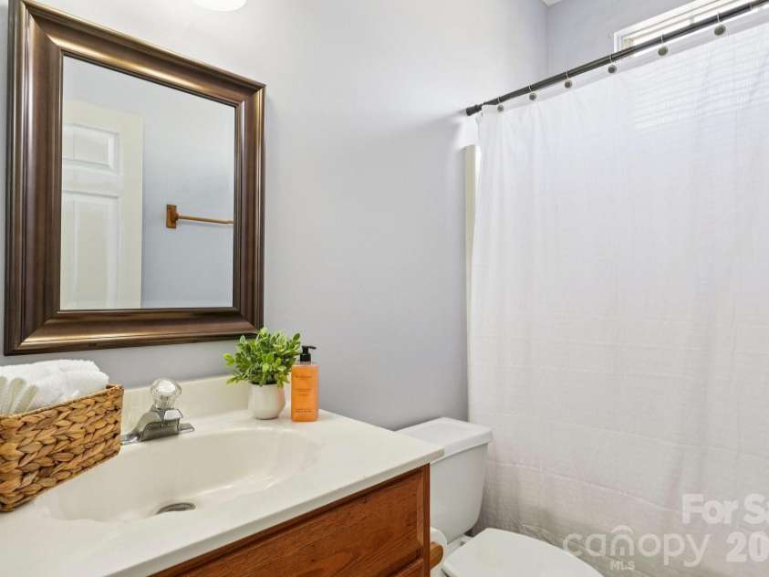 3406 Frostmoor Place, Charlotte, NC 28269.  MLS# CAR4342435, YatesRealty ID 7169. 