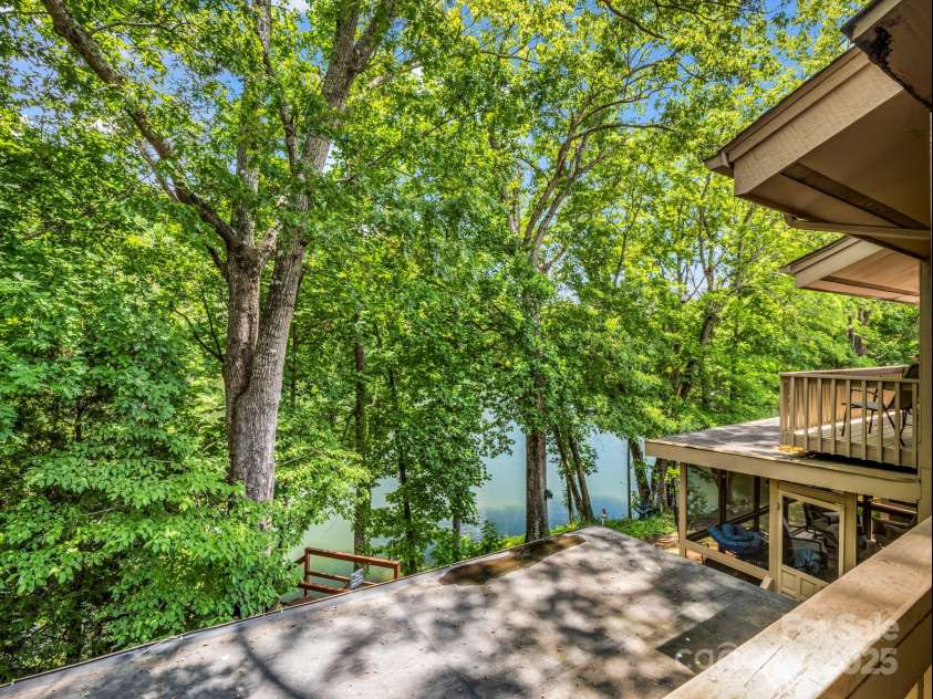 140 West Lake Drive, Lake Lure, NC 28746.  MLS# CAR4281158, YatesRealty ID 717. 