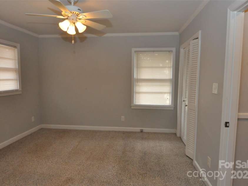 378 Center Street, Chester, SC 29706.  MLS# CAR4332675, YatesRealty ID 717. 