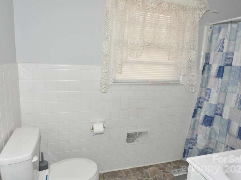 378 Center Street, Chester, SC 29706.  MLS# CAR4332675, YatesRealty ID 717. 