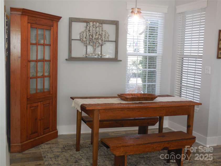 7201 Scarlet Runner Drive, Charlotte, NC 28215.  MLS# CAR4214914, YatesRealty ID 717. 