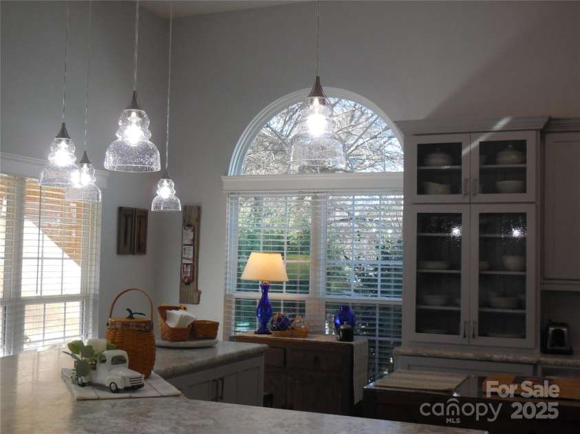 7201 Scarlet Runner Drive, Charlotte, NC 28215.  MLS# CAR4214914, YatesRealty ID 717. 