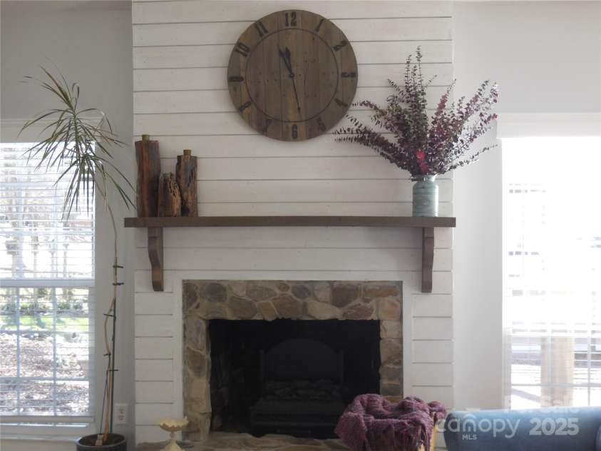 7201 Scarlet Runner Drive, Charlotte, NC 28215.  MLS# CAR4214914, YatesRealty ID 717. 