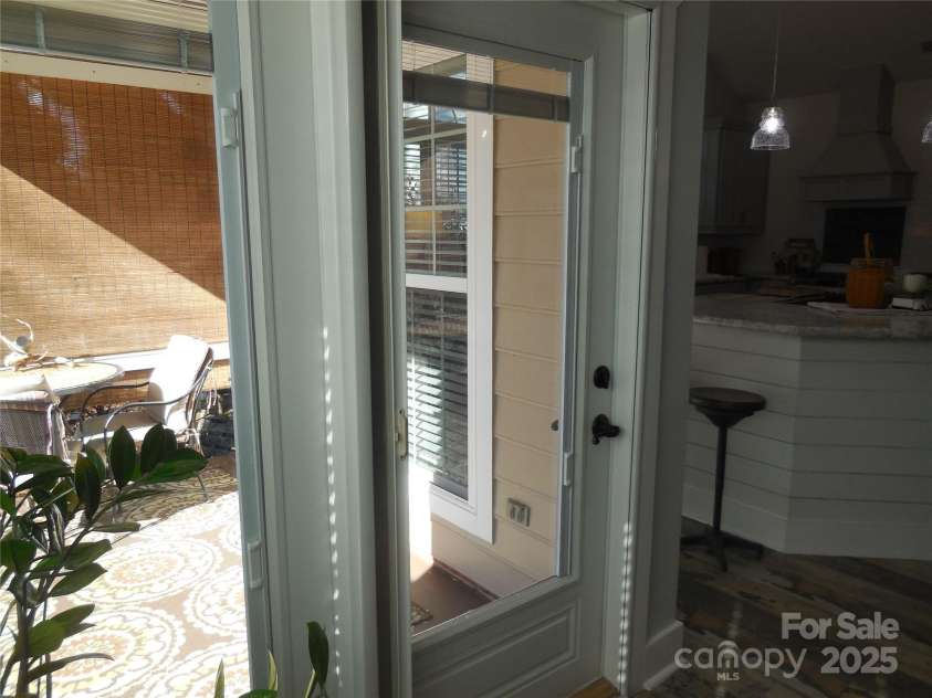 7201 Scarlet Runner Drive, Charlotte, NC 28215.  MLS# CAR4214914, YatesRealty ID 717. 