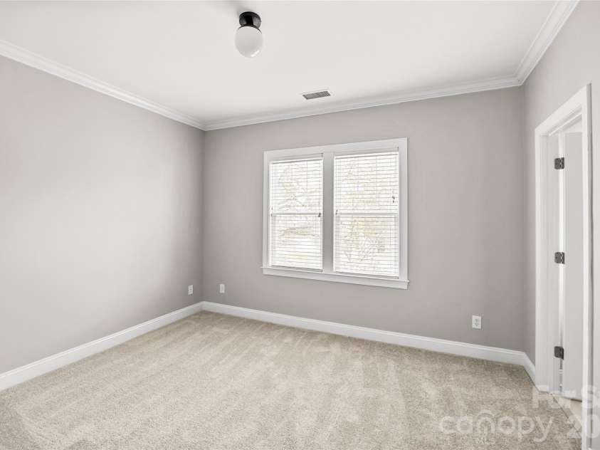 1558 Tippah Park Court, Charlotte, NC 28205.  MLS# CAR4354143, YatesRealty ID 7170. 