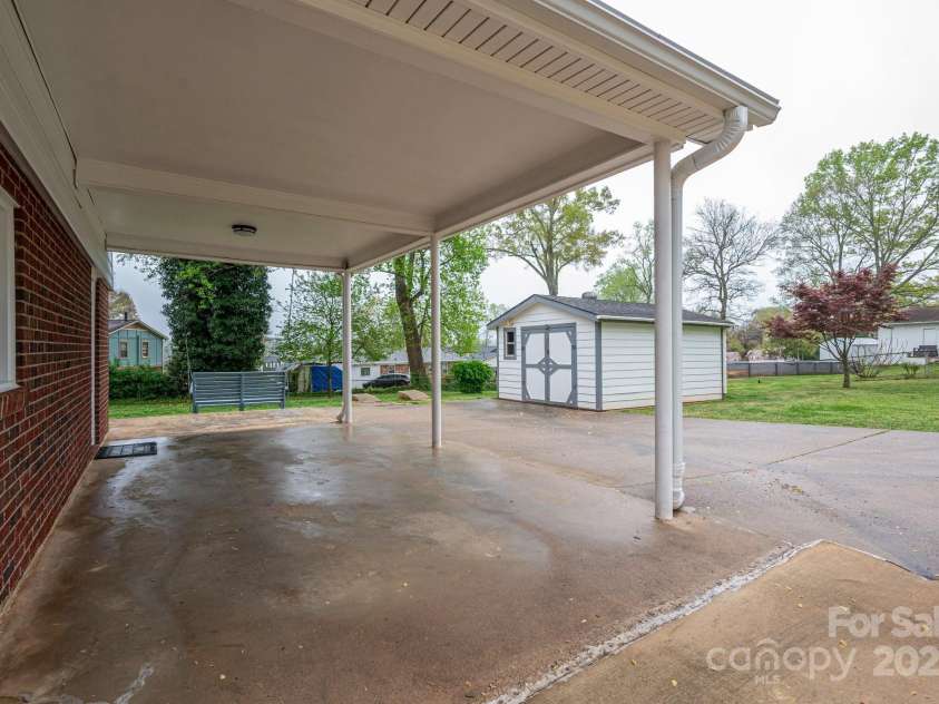 205 Gamble Avenue, Bessemer City, NC 28016.  MLS# CAR4242531, YatesRealty ID 7170. 