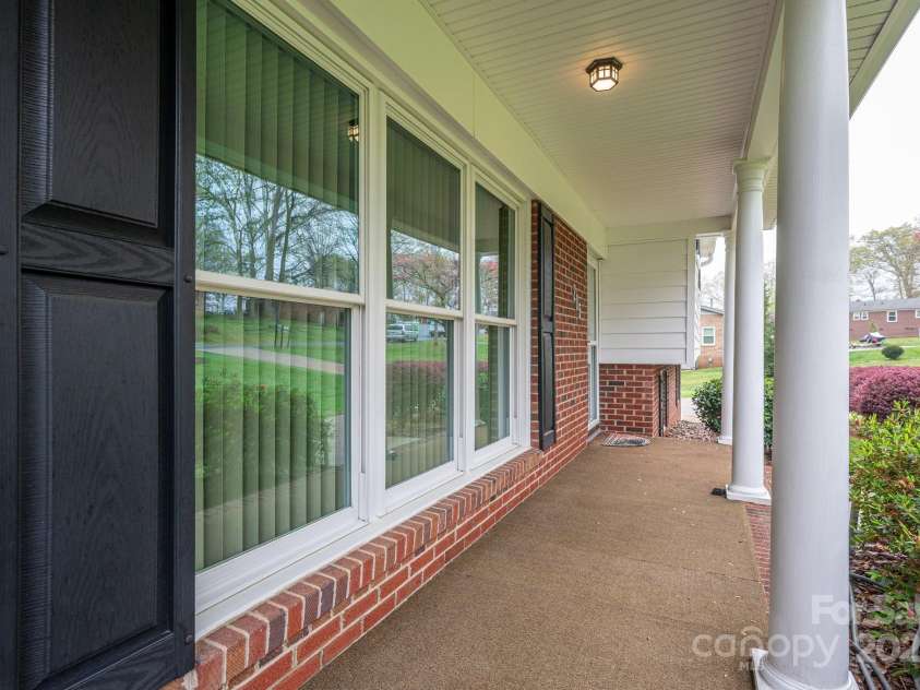 205 Gamble Avenue, Bessemer City, NC 28016.  MLS# CAR4242531, YatesRealty ID 7170. 