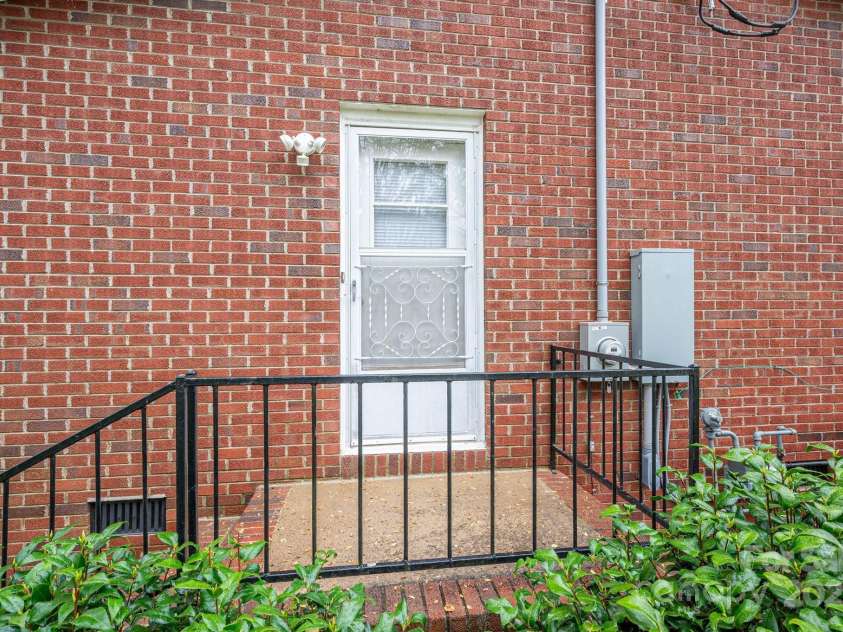 205 Gamble Avenue, Bessemer City, NC 28016.  MLS# CAR4242531, YatesRealty ID 7170. 