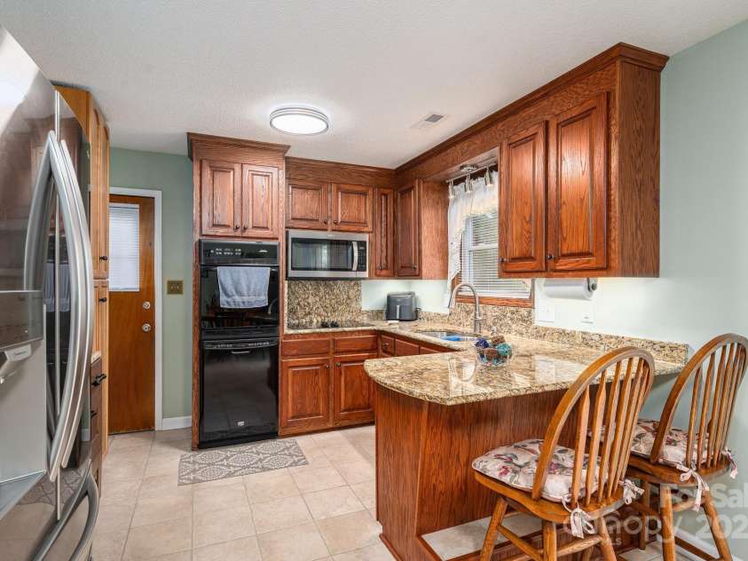 205 Gamble Avenue, Bessemer City, NC 28016.  MLS# CAR4242531, YatesRealty ID 7170. 